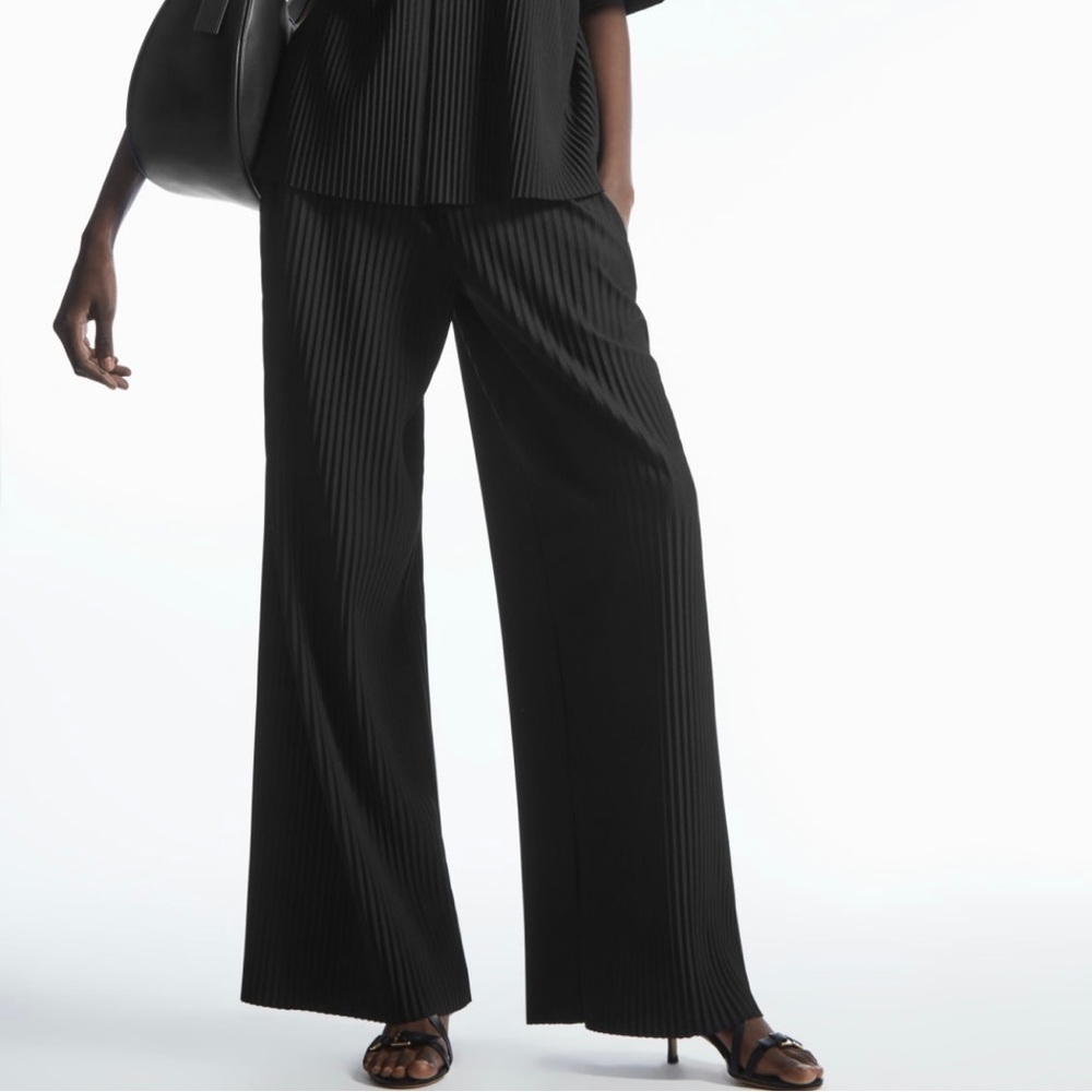 COS Pleated Pants